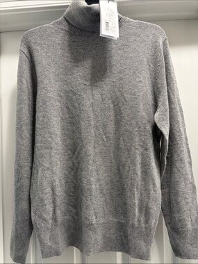 Classic Men's Gray Turtleneck Sweater